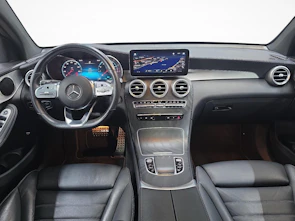 Fahrzeugbild MERCEDES-BENZ GLC 300 4MATIC Coupé AMG Line