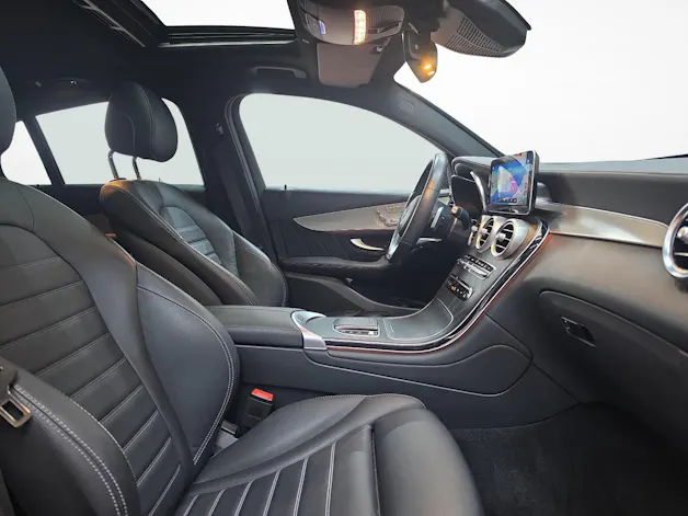 MERCEDES-BENZ GLC 300 4MATIC Coupé AMG Line