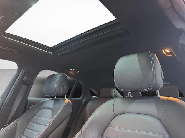 MERCEDES-BENZ GLC 300 4MATIC Coupé AMG Line