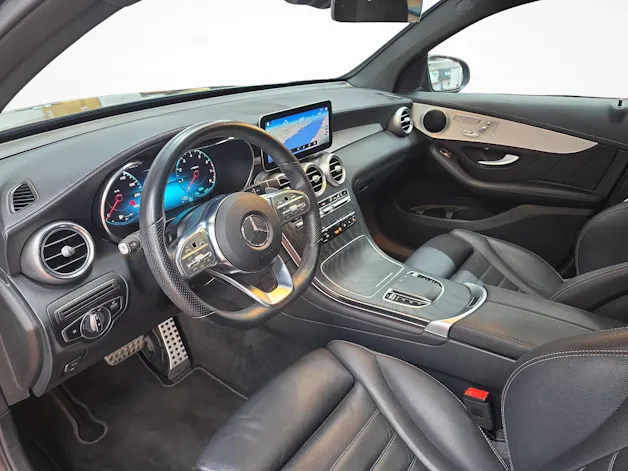 MERCEDES-BENZ GLC 300 4MATIC Coupé AMG Line