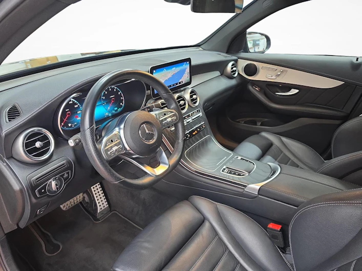 Fahrzeugbild MERCEDES-BENZ GLC 300