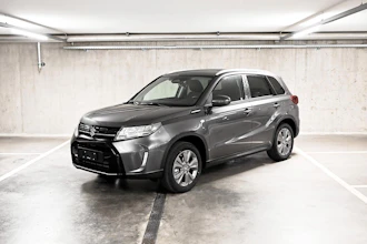 https://vehicle.imgix.net/4449676/225e7471-2050-413c-b4bb-b93545c889c9.jpg