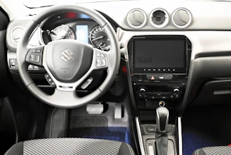 https://vehicle.imgix.net/4449676/a1a7363b-3b27-4c46-8fdf-03abb7a37f66.jpg