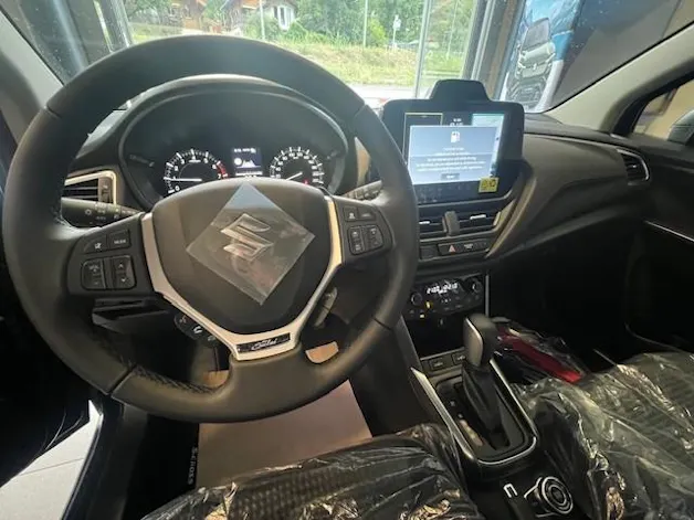 Suzuki S-Cross 1.4 T Piz Sulai Hybrid 4x4
