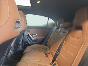 Fahrzeugbild MERCEDES-BENZ A 220 4MATIC AMG Line