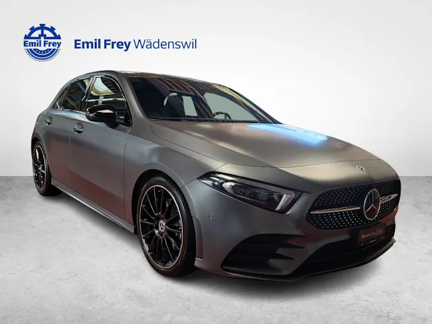 MERCEDES-BENZ A 220 4MATIC AMG Line