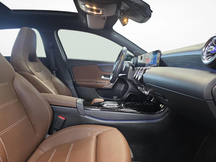 Fahrzeugbild MERCEDES-BENZ A 220