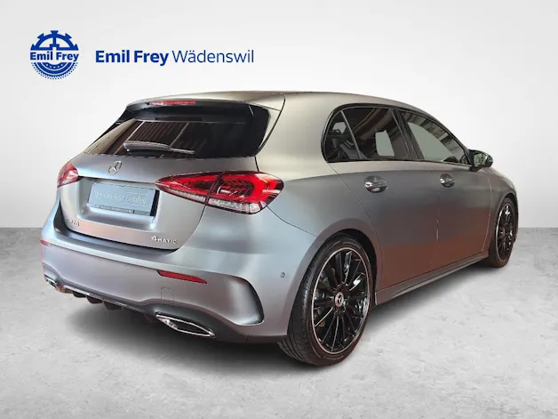 MERCEDES-BENZ A 220 4MATIC AMG Line