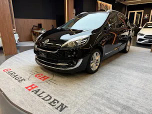 RENAULT Grand Scénic 2.0 dCi 150 Privilège 7P
