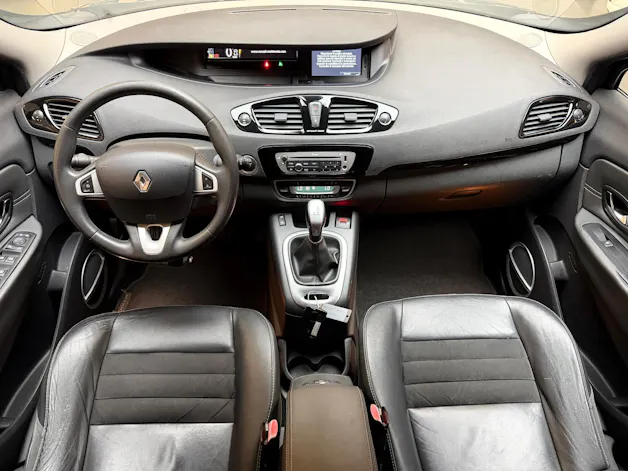 RENAULT Grand Scénic 2.0 dCi 150 Privilège 7P
