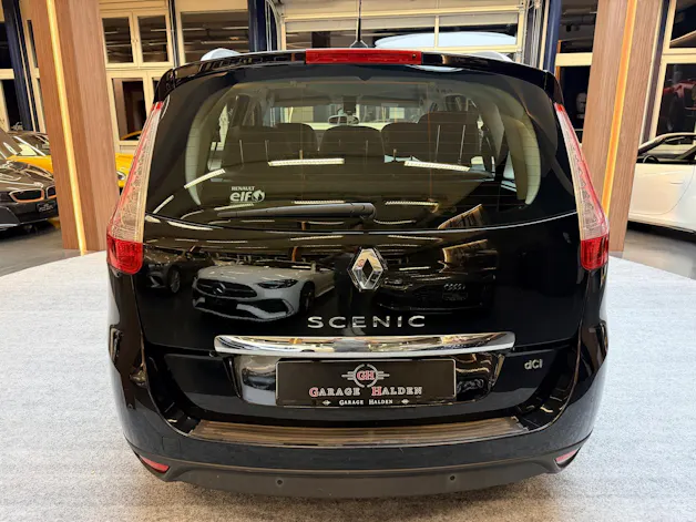 RENAULT Grand Scénic 2.0 dCi 150 Privilège 7P