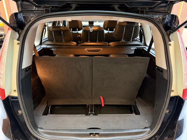 RENAULT Grand Scénic 2.0 dCi 150 Privilège 7P