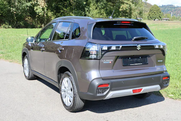 Suzuki S-Cross 1.4 T Piz Sulai Hybrid 4x4