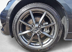https://vehicle.imgix.net/4449705/e52afa9e-0898-47b6-8d6b-3db5151835a1.jpg