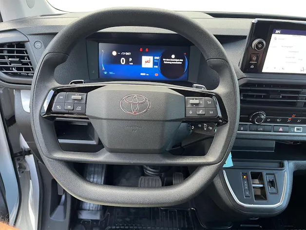 Toyota PROACE Van L2 2.0 D Advanced