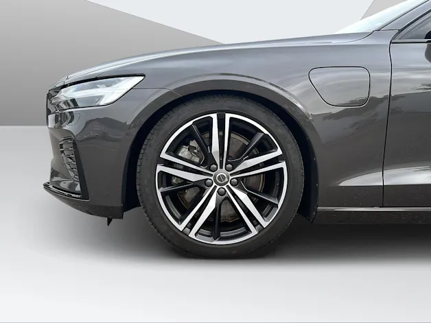 VOLVO V60 2.0 T6 TE Ultimate Dark eAWD