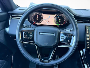 https://vehicle.imgix.net/4449733/a27855a7-96ce-463d-83f4-e7a05d78ba58.jpg