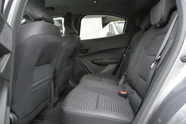 RENAULT Clio 1.8 E-Tech techno