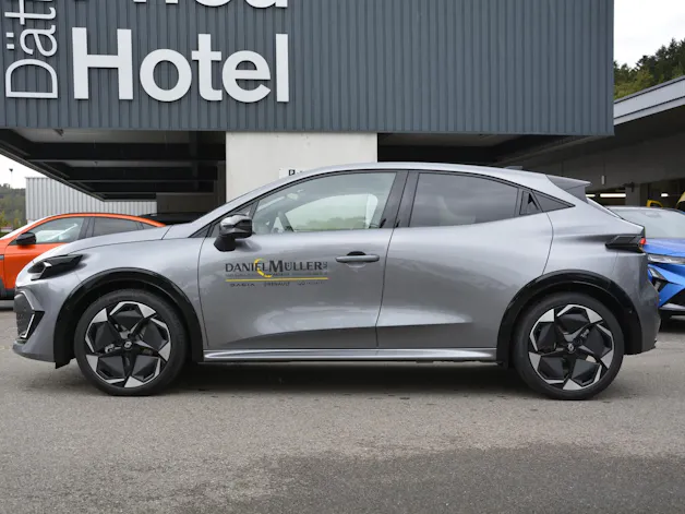 RENAULT Clio 1.8 E-Tech techno