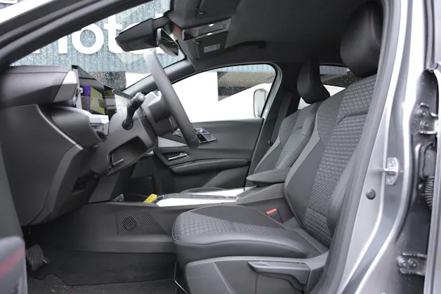 RENAULT Clio 1.8 E-Tech techno
