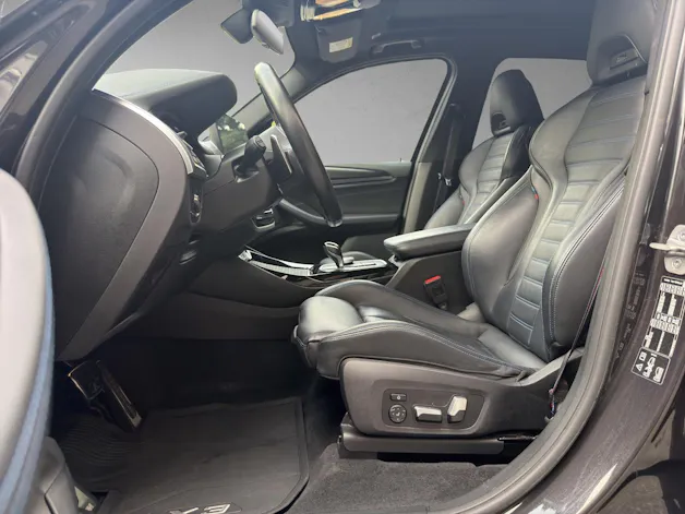 BMW X3 M40i
