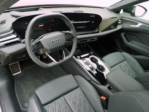 AUDI A6 Avant 2.0 e-hybrid S line quattro S-Tronic