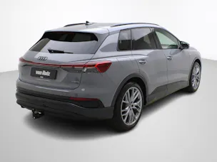 AUDI Q4 e-tron 55 S line quattro