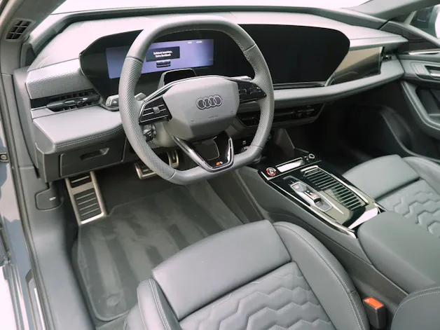 AUDI S6 e-tron Avant quattro