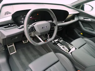 AUDI Q6 e-tron S line quattro