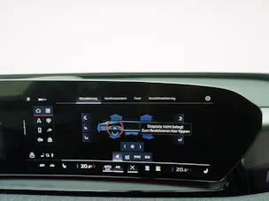 AUDI Q6 e-tron S line quattro