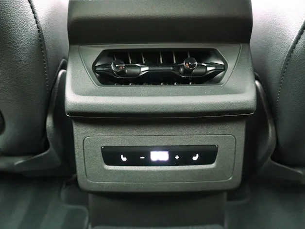 AUDI Q6 e-tron S line quattro
