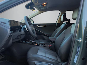 https://vehicle.imgix.net/4449805/8130d139-1f1c-4522-9759-e70b2b77a663.jpg
