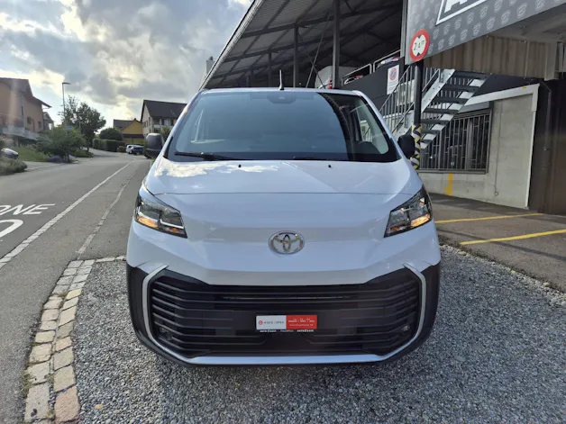 Toyota PROACE Van L1 75KWh Advanced