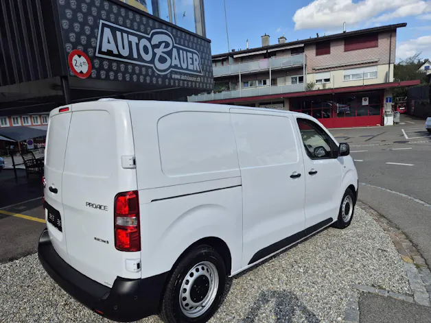 Toyota PROACE Van L1 75KWh Advanced