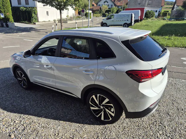MG ZS 1.5 Hybrid+ Luxury