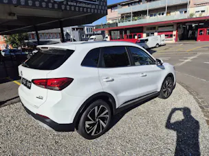 MG ZS 1.5 Hybrid+ Luxury