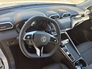 MG ZS 1.5 Hybrid+ Luxury