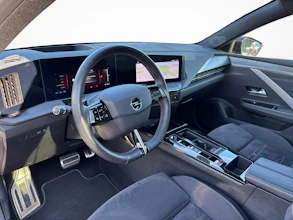 https://vehicle.imgix.net/4449904/5e03b9bf-a958-4c24-beef-0d69b9f827db.jpg