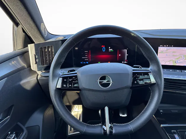 OPEL Astra 1.6 T PHEV 180 Swiss Premium