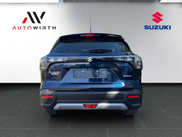 Suzuki S-Cross 1.4 T Piz Sulai Hybrid 4x4