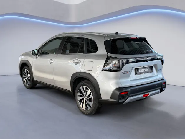 Suzuki S-Cross 1.4 T Compact Top Hybrid 4x4