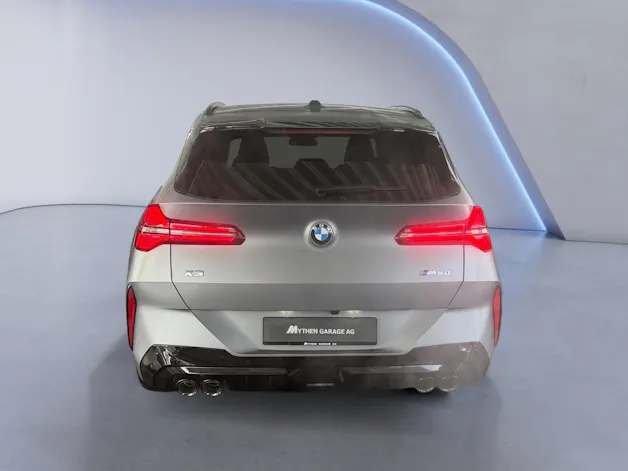 BMW X3 M50i
