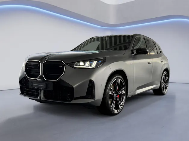 BMW X3 M50i