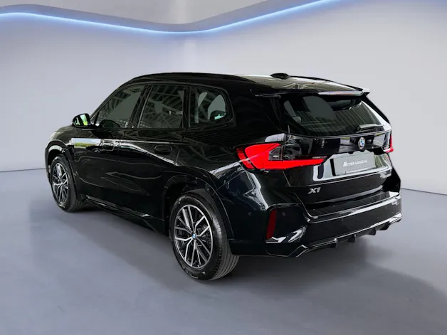 BMW X1 23i xDrive paddles