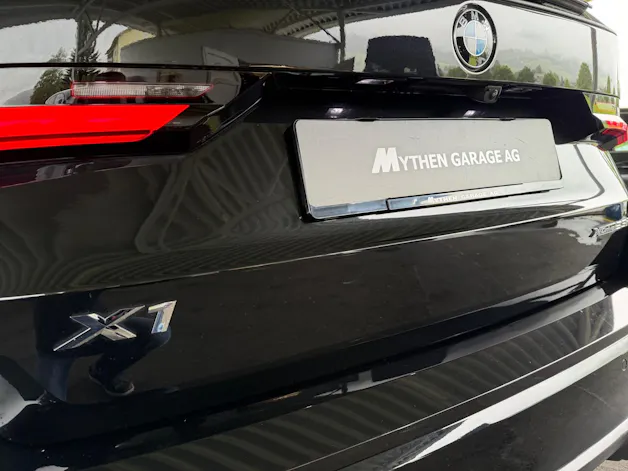 BMW X1 23i xDrive paddles