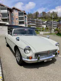 MG B