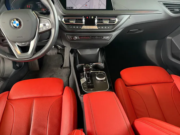 BMW 120i