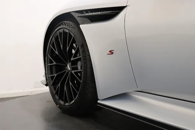 ASTON MARTIN DB12 Coupé 4.0 S V8 Bi-Turbo