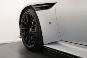 image du véhicule ASTON MARTIN DB12 Coupé 4.0 S V8 Bi-Turbo