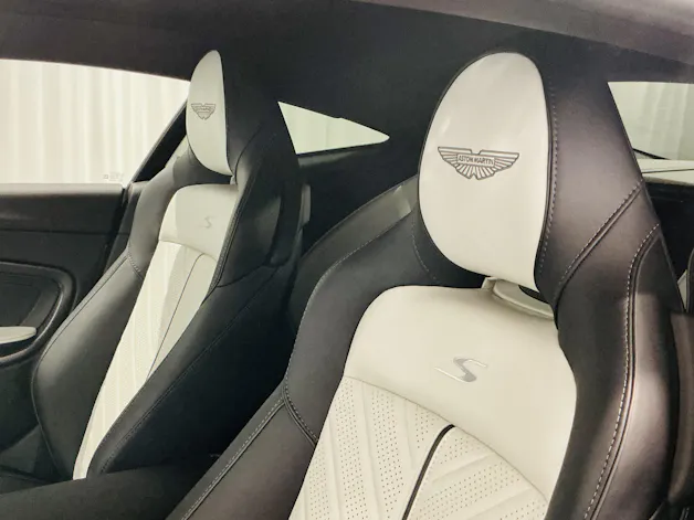 ASTON MARTIN DB12 Coupé 4.0 S V8 Bi-Turbo